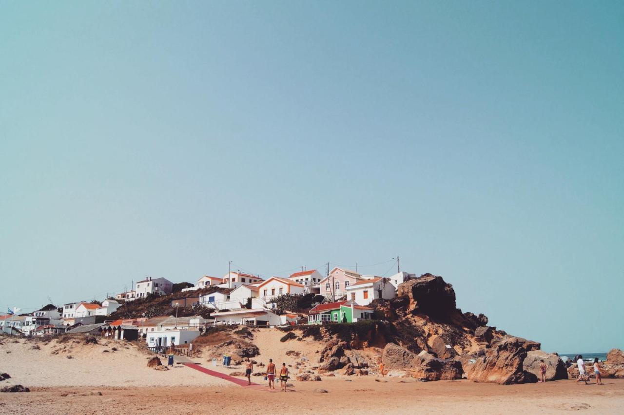 The Lighthouse Hostel Arrifana 알제주르 외부 사진